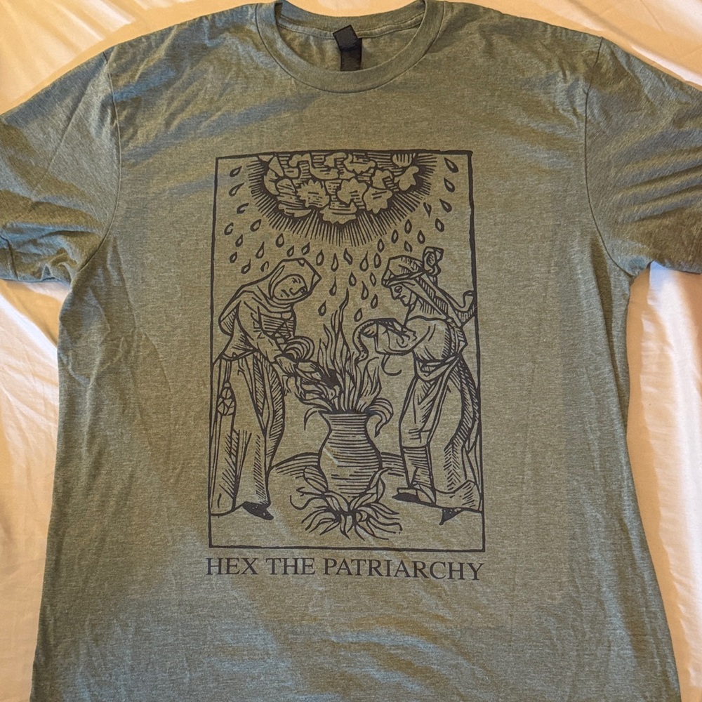 Hex The Patriarchy Graphic T-Shirt - Green